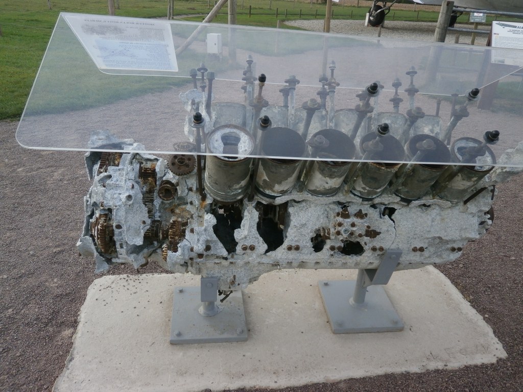 d day airplane engine